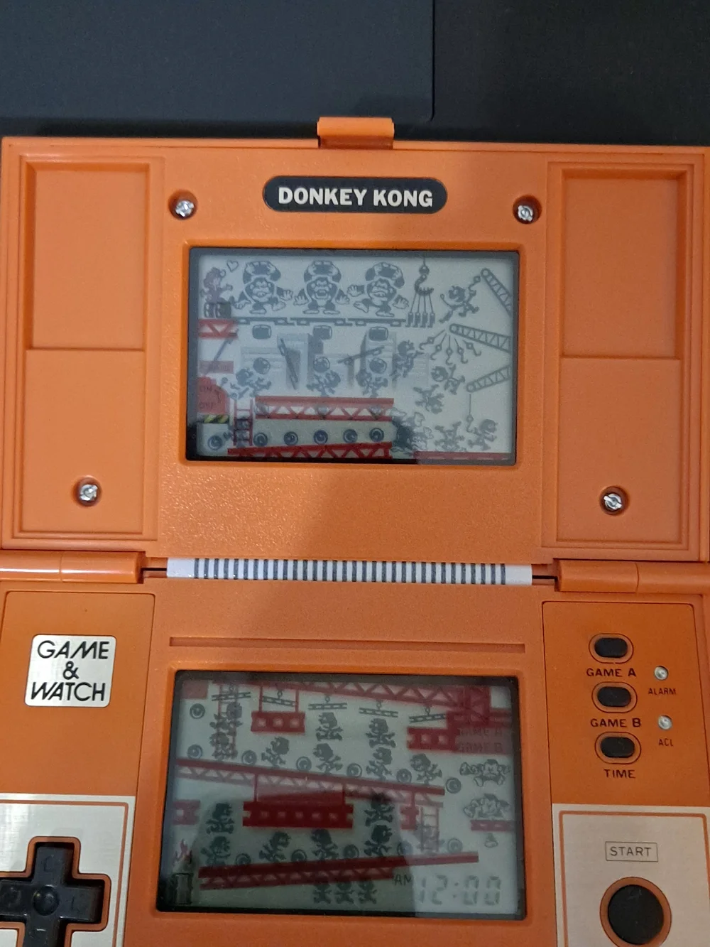 Nintendo Game & Watch Donkey Kong Multi Screen Handheld Game Vintage 1982
